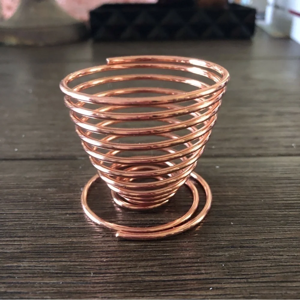 Rose Gold metal blender sponge holder